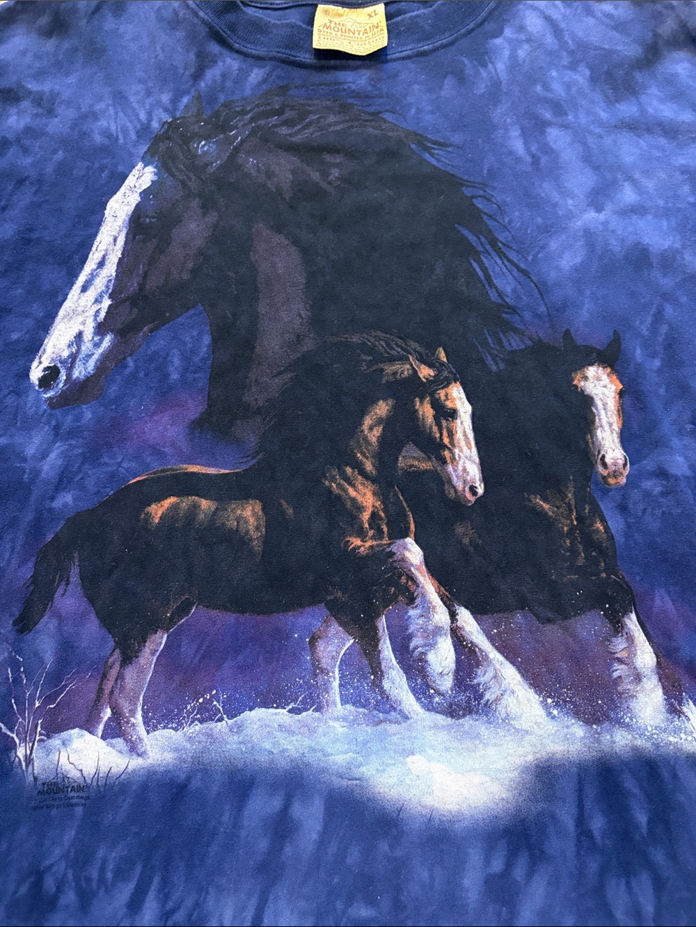 The Mountain Navy tie-dye T shirt - Picture 3 of 4